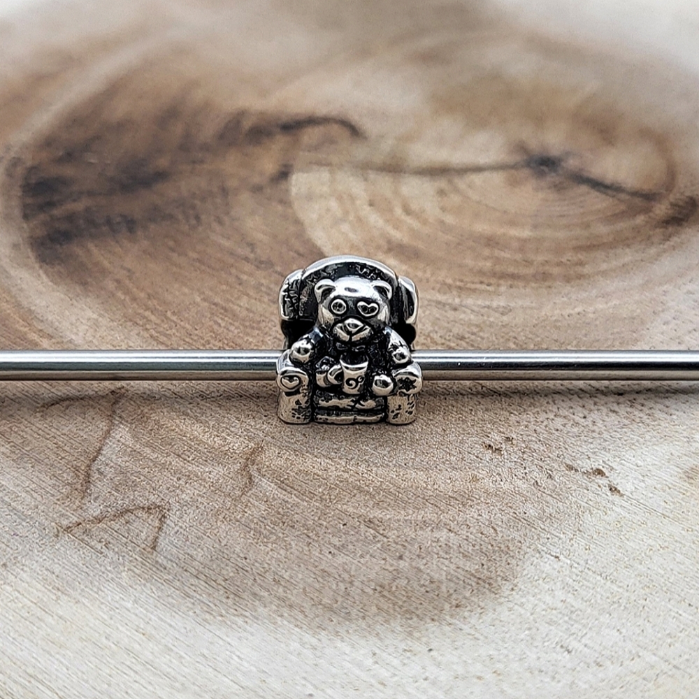 Ohm Beads Huggie Bead